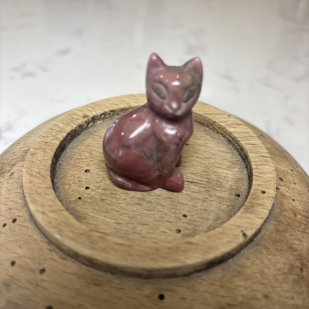 Vintage Hand Carved Stone Cat Mini Figurine Pink Marbled Stone 1.5" Kitten Kitty